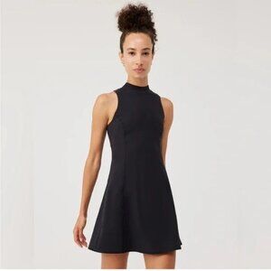 Outdoor Voices Zoom Bloom Dress in Black, XS